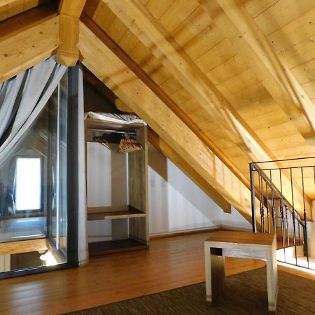 Nicomat Rooms 多莫多索拉 外观 照片