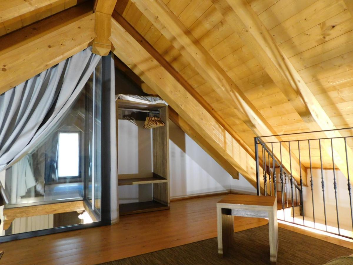 Nicomat Rooms 多莫多索拉 外观 照片